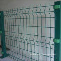 Chain Link Barbed Fence with PVC Coating, Made of HDG Material